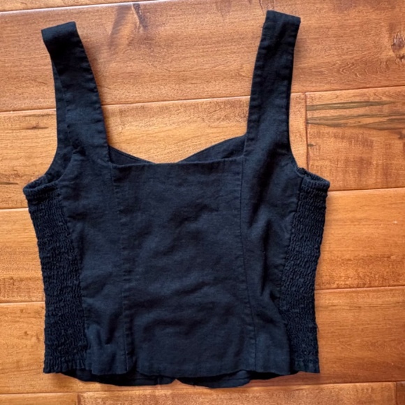 Old Navy High-Rise Distressed Blue Denim Shots and Black Cropped Top Size 6/S - Picture 9 of 16